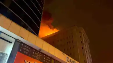 Şehrin Kalbinde İş Hanı Yangını