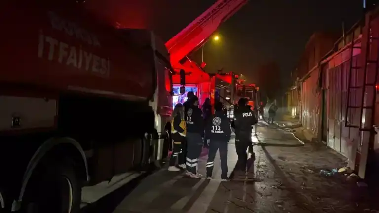 Mobilya Fabrikasında Yangın!